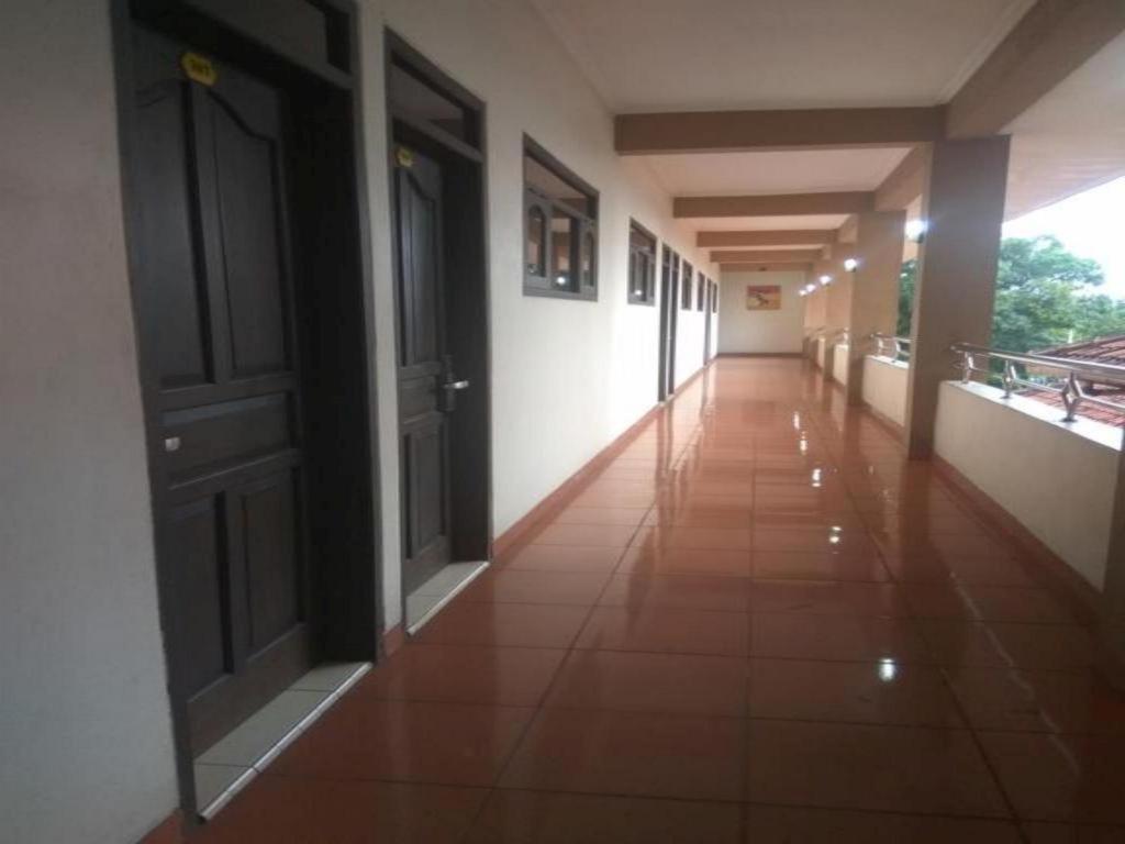 Sragen Graha Hotel מראה חיצוני תמונה